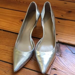 Ann Taylor 7 1/2 Silver Heels